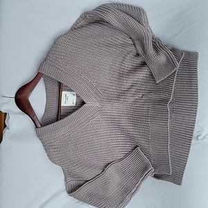 Abercrombie & Fitch Cropped Sweater